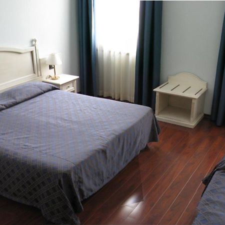 איסאו International Hotel חדר תמונה